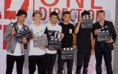 /album/fotogaleria/a45377-one-direction-claquetas-estreno-this-is-us-londres-1-jpg/